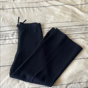 KILTE Navy Lounge Pants EUC size M (2)
